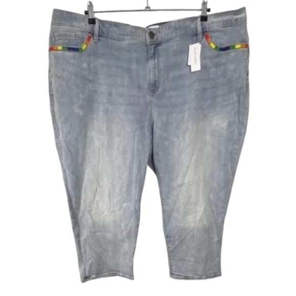 Lane Bryant Pride Rainbow Pocket Mid Rise Boyfriend Crop 24 New! - Picture 2 of 8